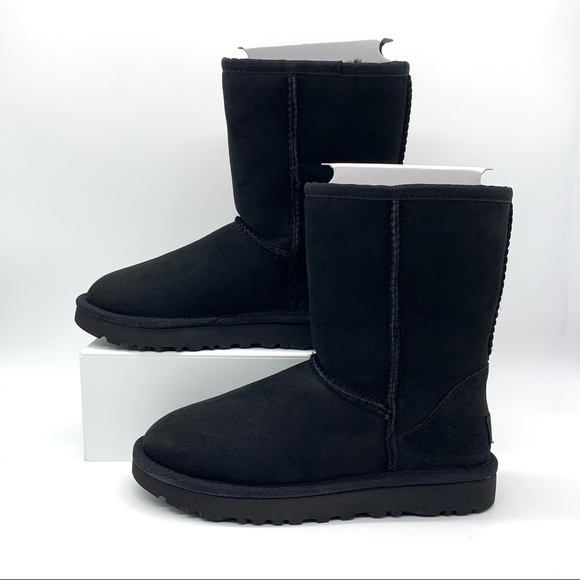 UGG Women’s Classic Short II Black Boots - Picture 2 of 12